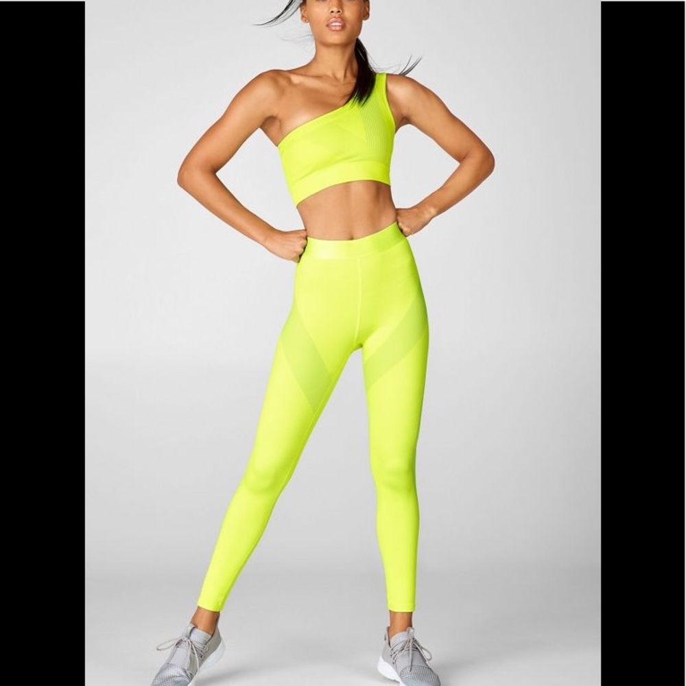 Fabletics Neon Set